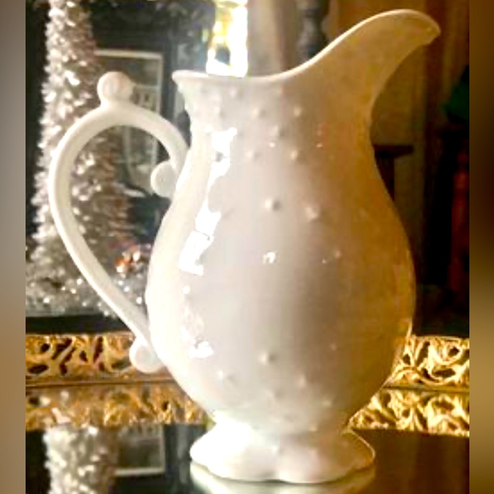 Vintaged Godinger & Co Hobnail Pattern creamer white